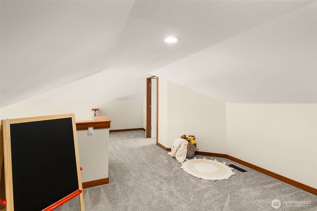 1759 Newport Avenue NE, Renton, WA 98056