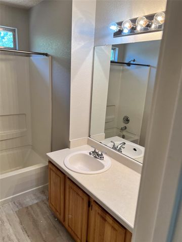 13812 Spring Heath RD, Pflugerville, TX 78660