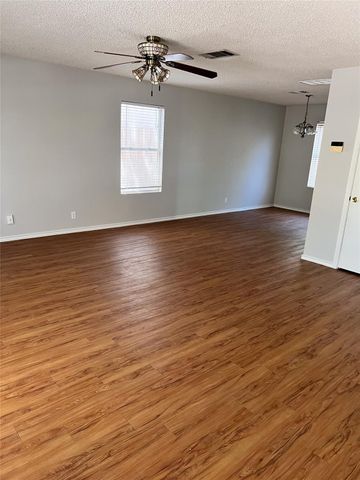 13812 Spring Heath RD, Pflugerville, TX 78660