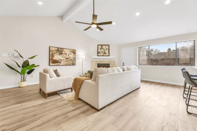 2433 Mckensie Lane, Grand Prairie, TX 75052