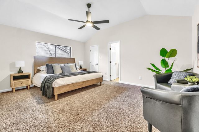 2433 Mckensie Lane, Grand Prairie, TX 75052