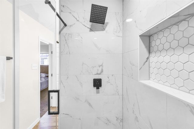 2433 Mckensie Lane, Grand Prairie, TX 75052