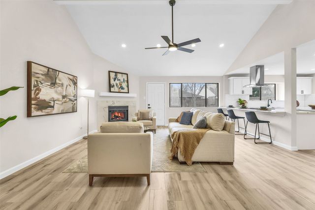 2433 Mckensie Lane, Grand Prairie, TX 75052