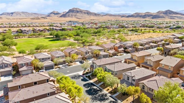 9909 Pride Dance Court, Las Vegas, NV 89178