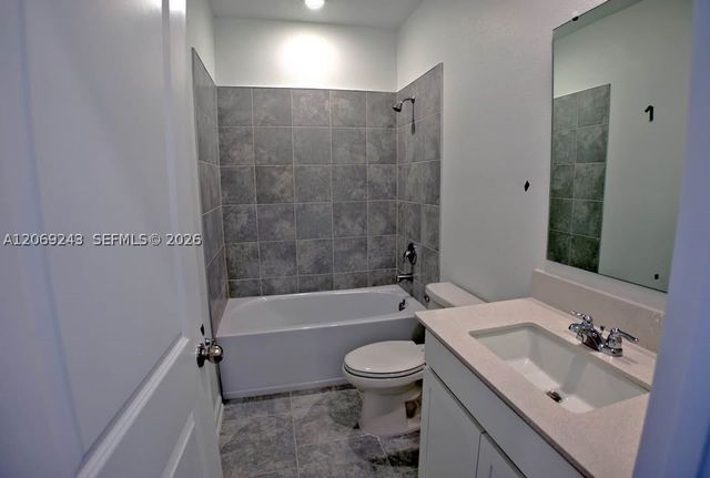 2837 Pierr, Davenport, FL 33837