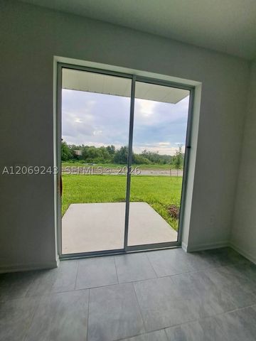 2837 Pierr, Davenport, FL 33837