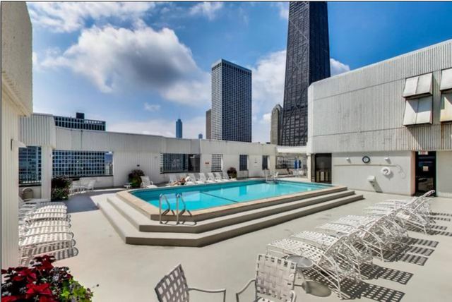 990 N Lake Shore Drive 15D, Chicago, IL 60611