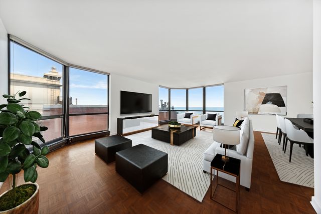 990 N Lake Shore Drive 15D, Chicago, IL 60611