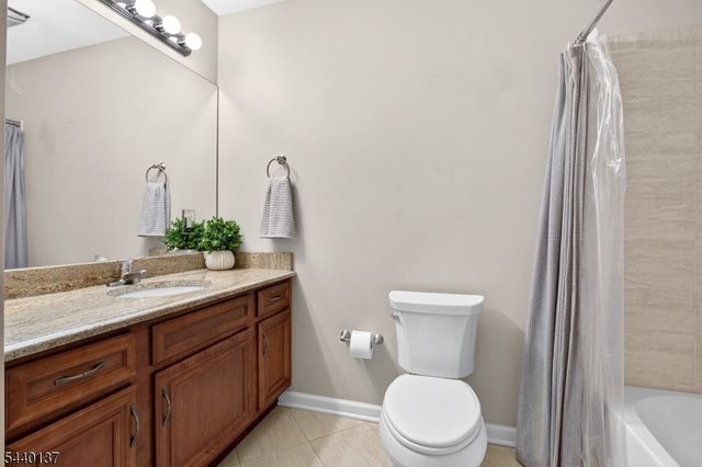 3 Harvey Ct 3, Clark Twp., NJ 07066