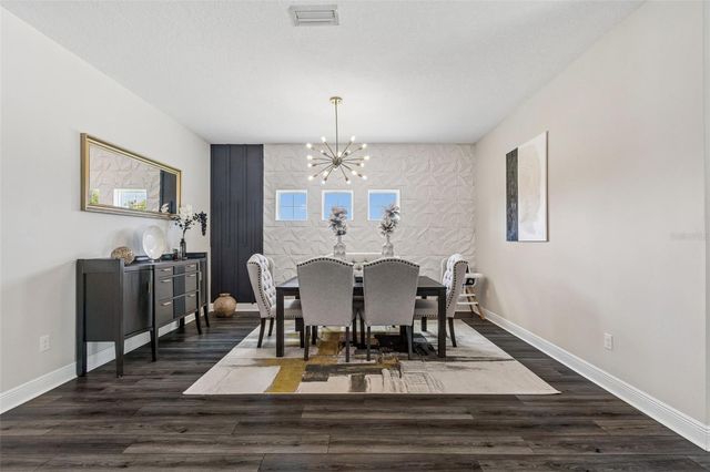10597 MEADOWRUN DRIVE, Lithia, FL 33547