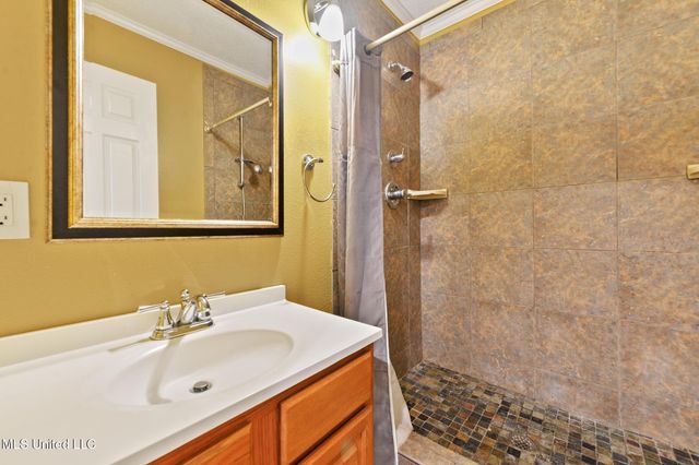 1705 14th Street, Pascagoula, MS 39567