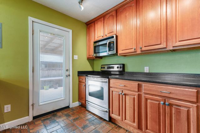 1705 14th Street, Pascagoula, MS 39567