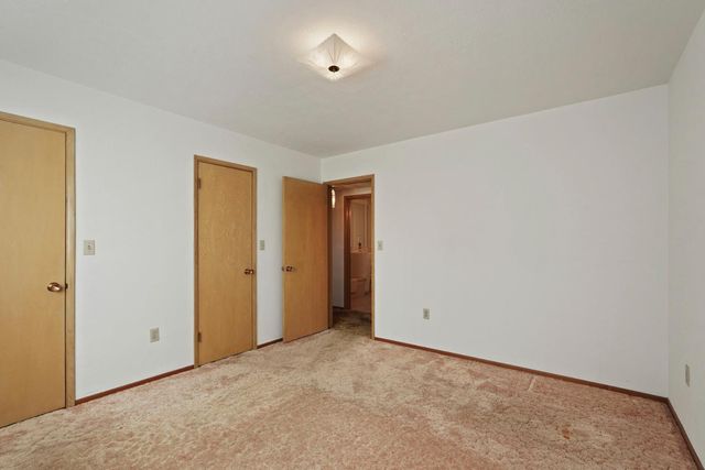 4678 E Woodbridge Rd, Acampo, CA 95220