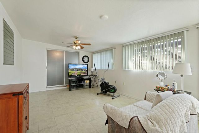 4678 E Woodbridge Rd, Acampo, CA 95220