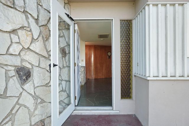 4678 E Woodbridge Rd, Acampo, CA 95220