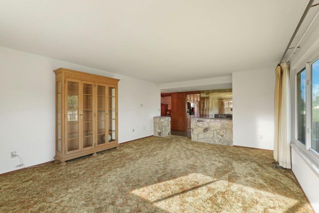 4678 E Woodbridge Rd, Acampo, CA 95220