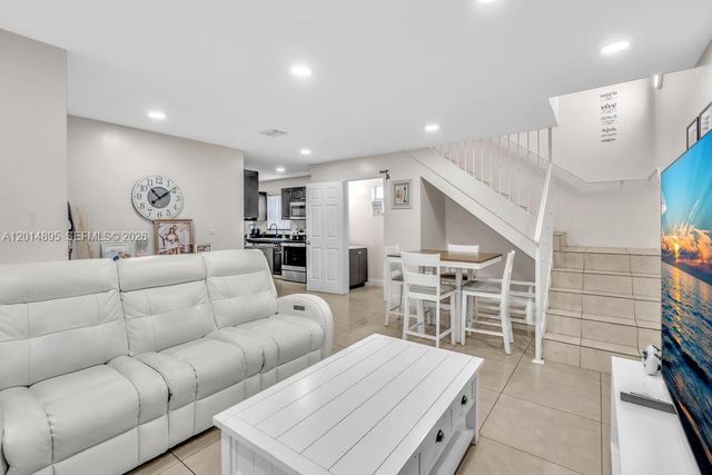 225 NW 14th Avenue, Fort Lauderdale, FL 33311