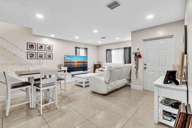 225 NW 14th Avenue, Fort Lauderdale, FL 33311
