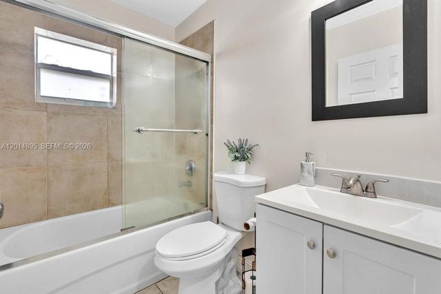 225 NW 14th Avenue, Fort Lauderdale, FL 33311