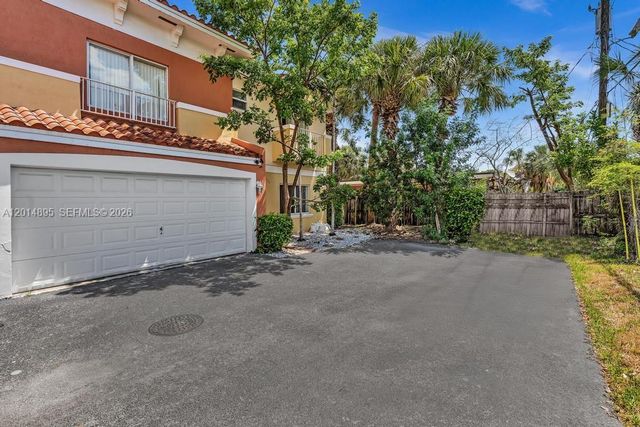 225 NW 14th Avenue, Fort Lauderdale, FL 33311