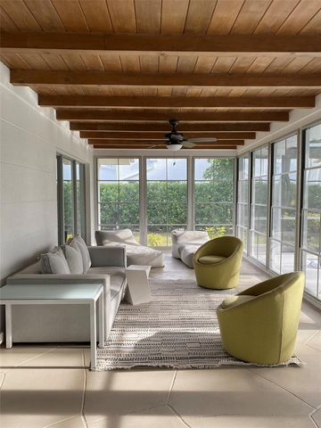 814 PARADISE WAY, Sarasota, FL 34242