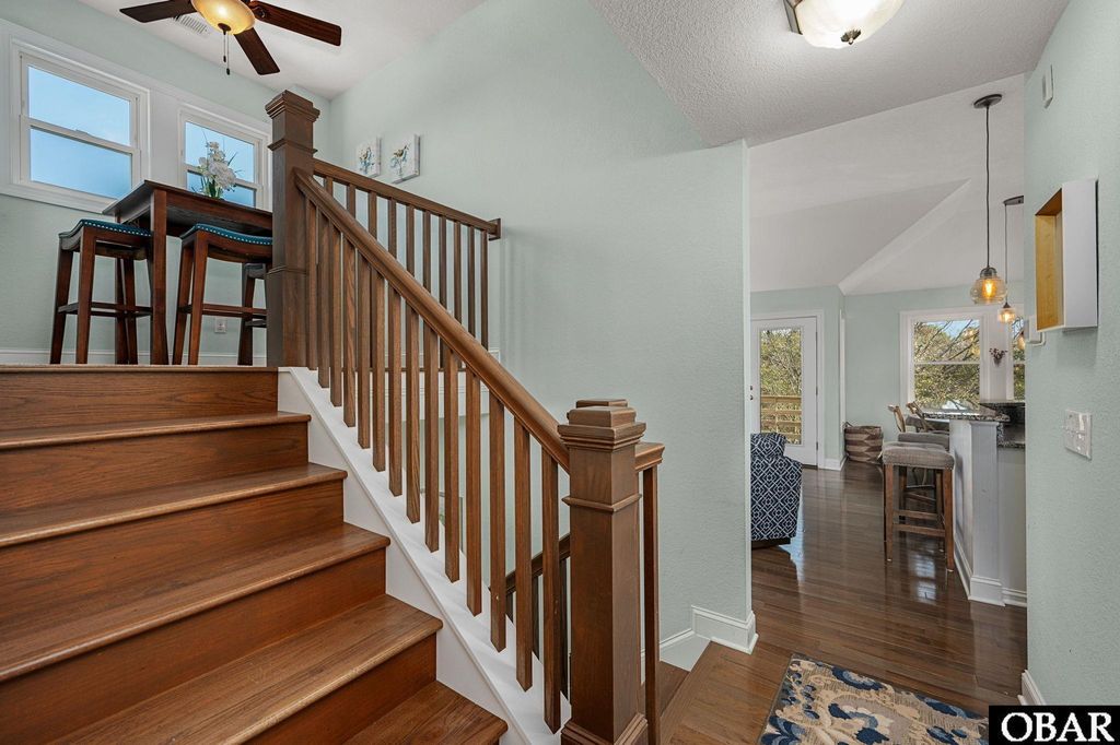 Image 11 of property listing at 209 Sea Oats Lane Lot 2, Southern Shores, NC 27949