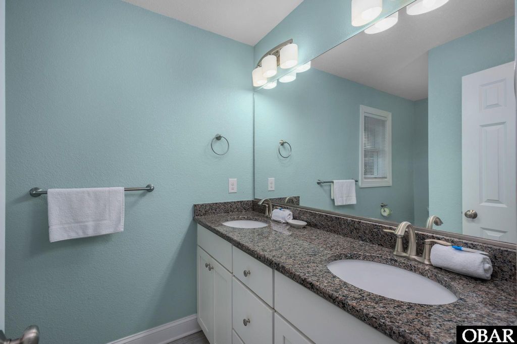 Image 28 of property listing at 209 Sea Oats Lane Lot 2, Southern Shores, NC 27949