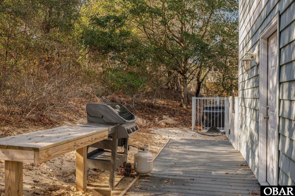 Image 37 of property listing at 209 Sea Oats Lane Lot 2, Southern Shores, NC 27949