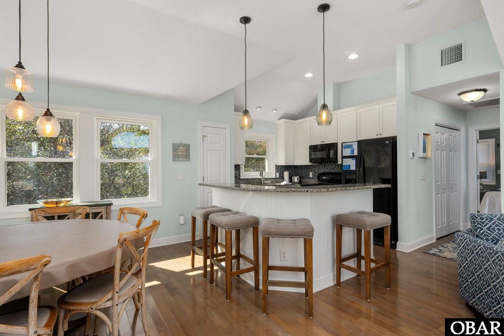 Image 7 of property listing at 209 Sea Oats Lane Lot 2, Southern Shores, NC 27949