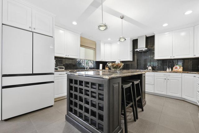 38661 Desert Mirage Drive, Palm Desert, CA 92260