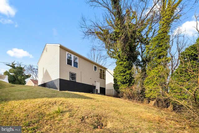 6915 ADEL ST, Capitol Heights, MD 20743