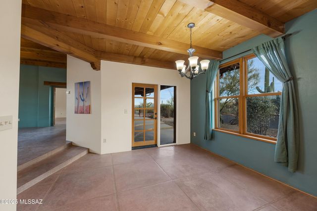 6615 W Sweetwater Drive, Tucson, AZ 85745