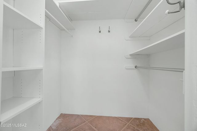 6615 W Sweetwater Drive, Tucson, AZ 85745