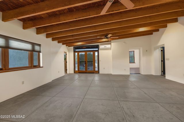 6615 W Sweetwater Drive, Tucson, AZ 85745