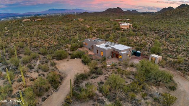 6615 W Sweetwater Drive, Tucson, AZ 85745