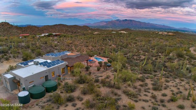 6615 W Sweetwater Drive, Tucson, AZ 85745