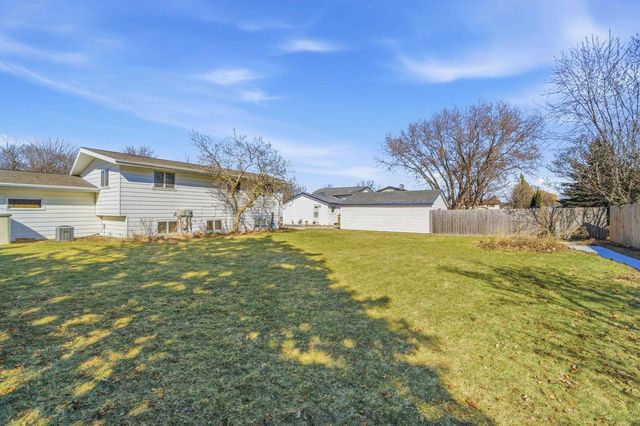 760 MC ARTHUR STREET, Fond Du Lac, WI 54935