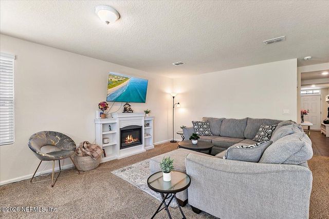 65394 RIVER GLEN Parkway, Yulee, FL 32097