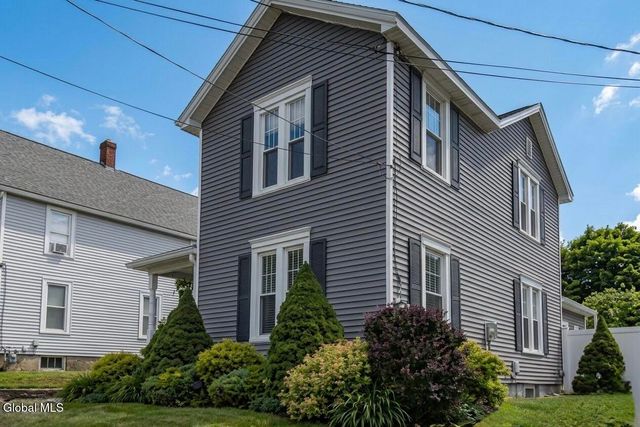 300 S Perry Street, Johnstown, NY 12095