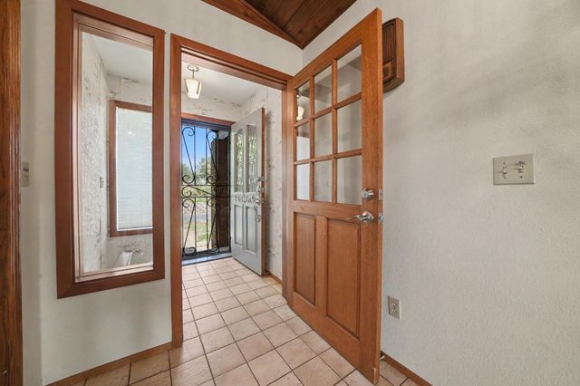 6731 McCauley Rd, Valley Springs, CA 95252