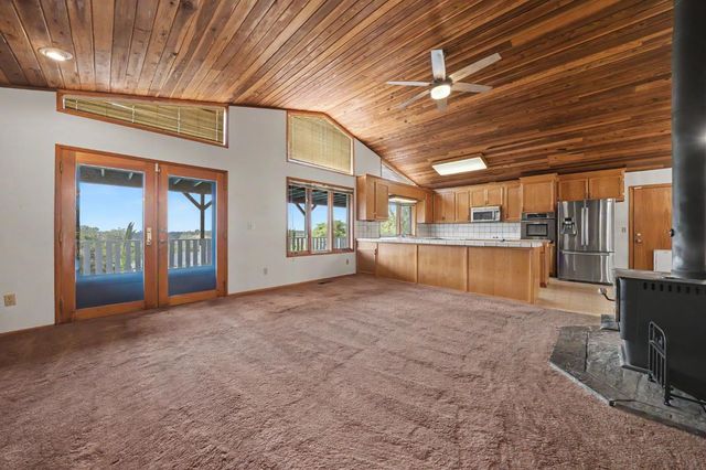 6731 McCauley Rd, Valley Springs, CA 95252