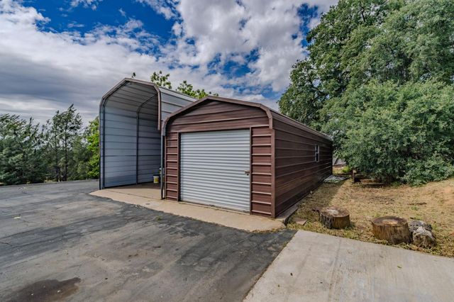 6731 McCauley Rd, Valley Springs, CA 95252