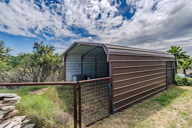 6731 McCauley Rd, Valley Springs, CA 95252