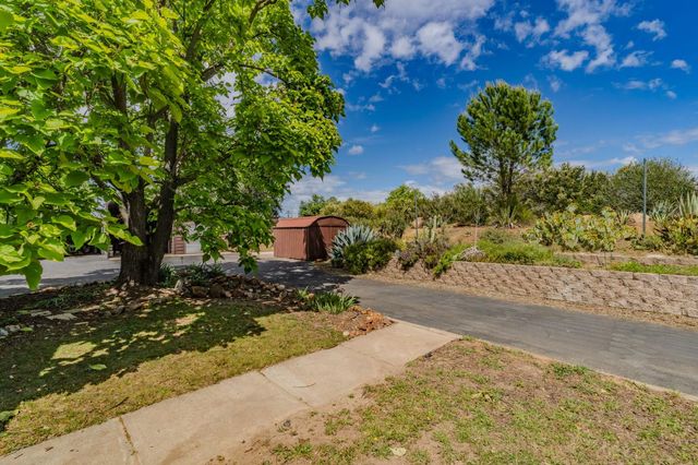 6731 McCauley Rd, Valley Springs, CA 95252