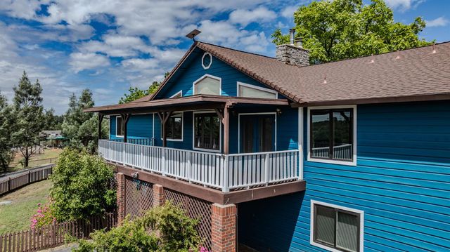 6731 McCauley Rd, Valley Springs, CA 95252
