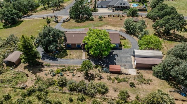 6731 McCauley Rd, Valley Springs, CA 95252