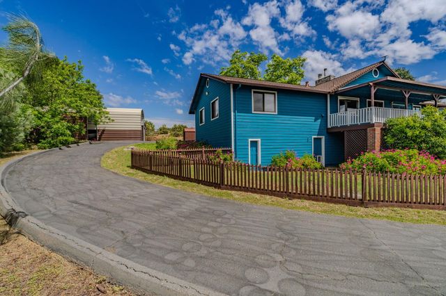 6731 McCauley Rd, Valley Springs, CA 95252