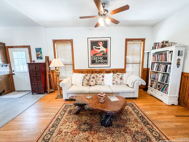 556 FAIRWAY CIRCLE, Brackettville, TX 78832