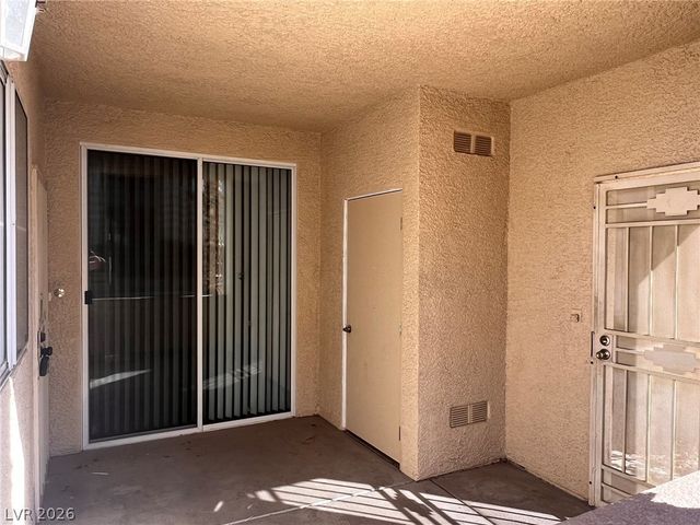 7173 South Durango Drive 102, Las Vegas, NV 89113
