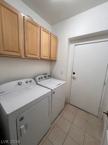 7173 South Durango Drive 102, Las Vegas, NV 89113